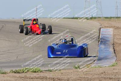 media/Apr-30-2022-CalClub SCCA (Sat) [[98b58ad398]]/Group 6/Race (Outside Grapevine)/